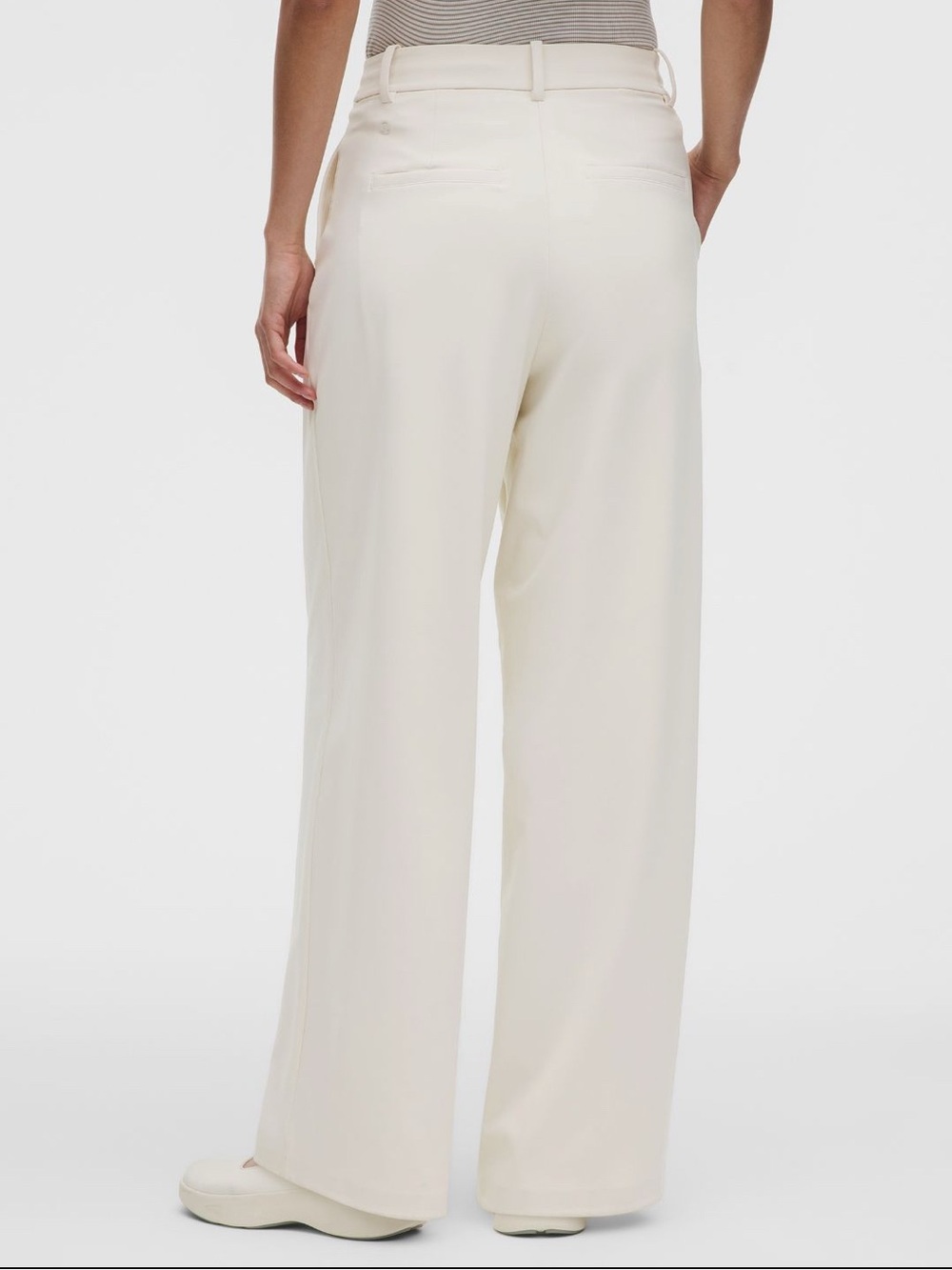 LULULEMON Daydrift High Rise Wide Leg Trouser Reg • L •Light Ivory NWT $148 - Picture 4 of 8